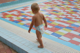 Le garde-corps en verre est-il une véritable solution pour sécuriser sa piscine ?